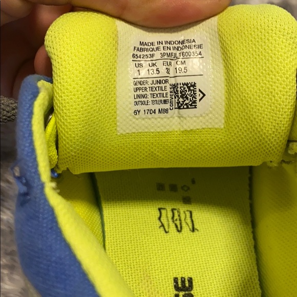 Like new converse all star- kids SOLD - Picture 4 of 7